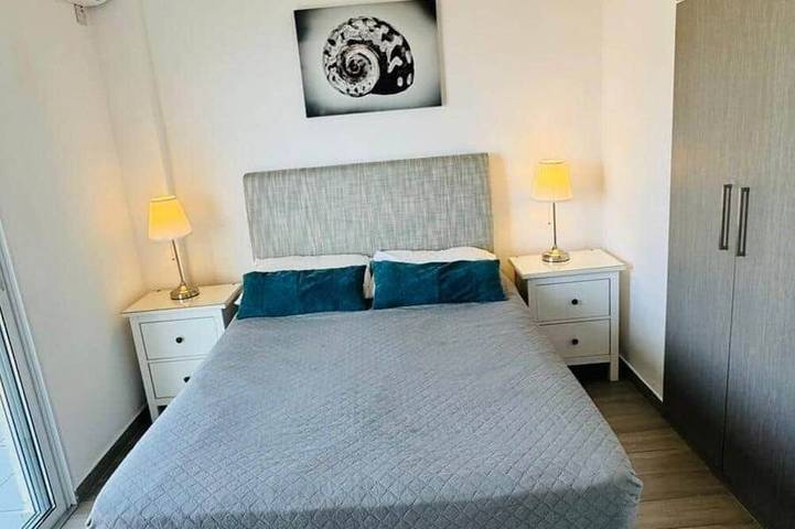 Appartement entier, Thalassa Sea View Suite, Sleeps 4, Wifi, Sat TV in Limassol, Chypre du Sud
