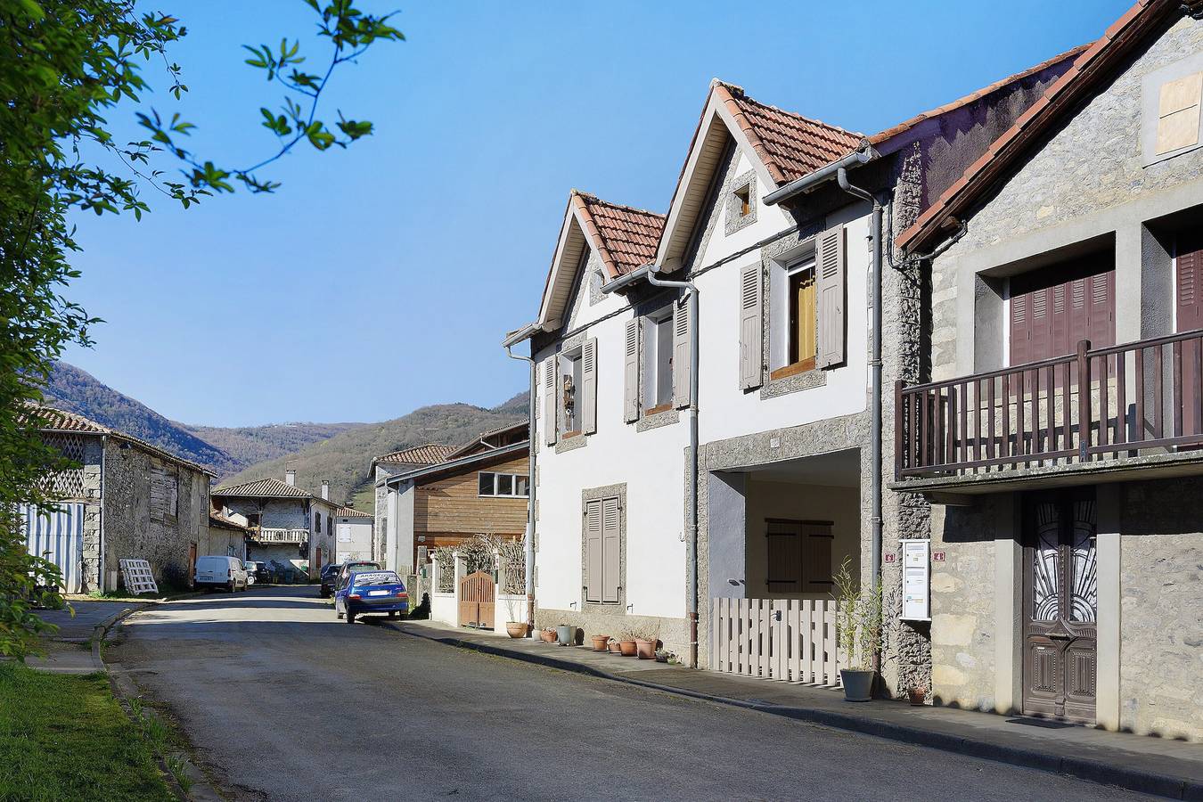 Au fil des sources – Großes Dorfhaus in Ariège, Pyrenäen in Cazavet, Parc naturel régional des Pyrénées ariégeoises