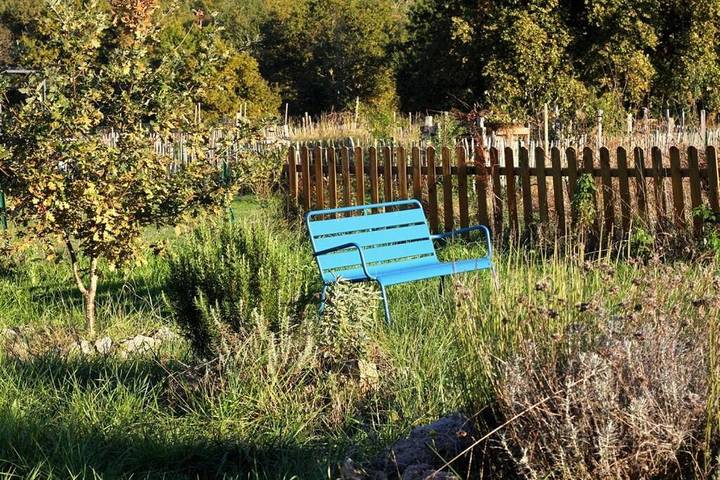 Gîte pour 10 personnes, avec Balcon et Terrasse ainsi que Jardin et Sauna à Villefranche-de-Lonchat - 2