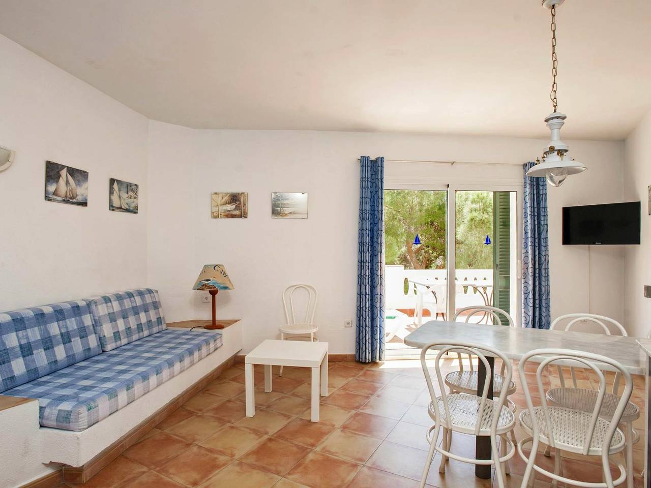 Geheel vakantieappartement, Vakantieappartement voor 6 personen met terras in Canyelles Petites, Roses