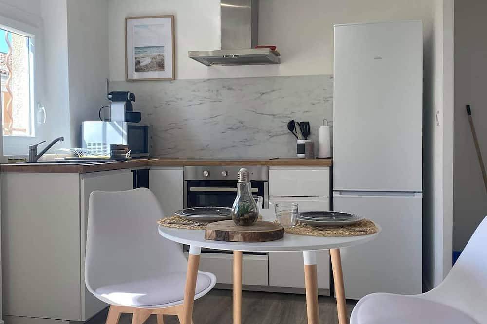 Apartamento entero, Cozy and renovated apartment in the city center 😁 in La Crau, Region de Toulon