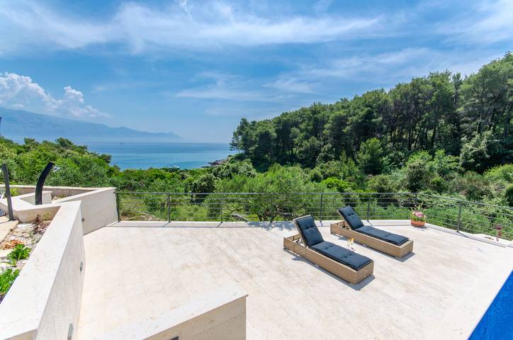 Villa pour 8 personnes, avec piscine et jardin à Sumartin