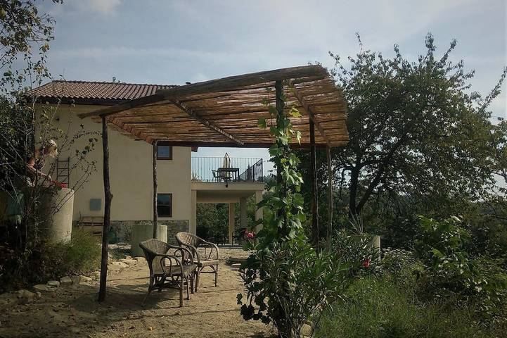 Ferienhaus für 2 Personen, mit Balkon und Garten sowie Whirlpool