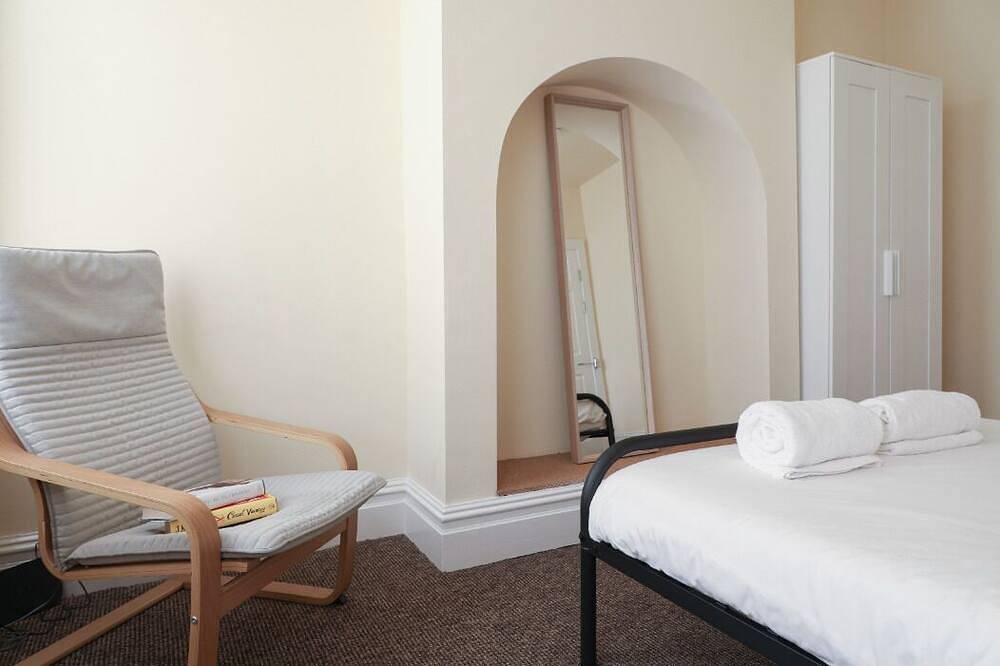 Apartamento entero, Nuevo Hermoso apartamento victoriano de 4 dormitorios Manchester Sleep 7 in Stockport, Gran Mánchester