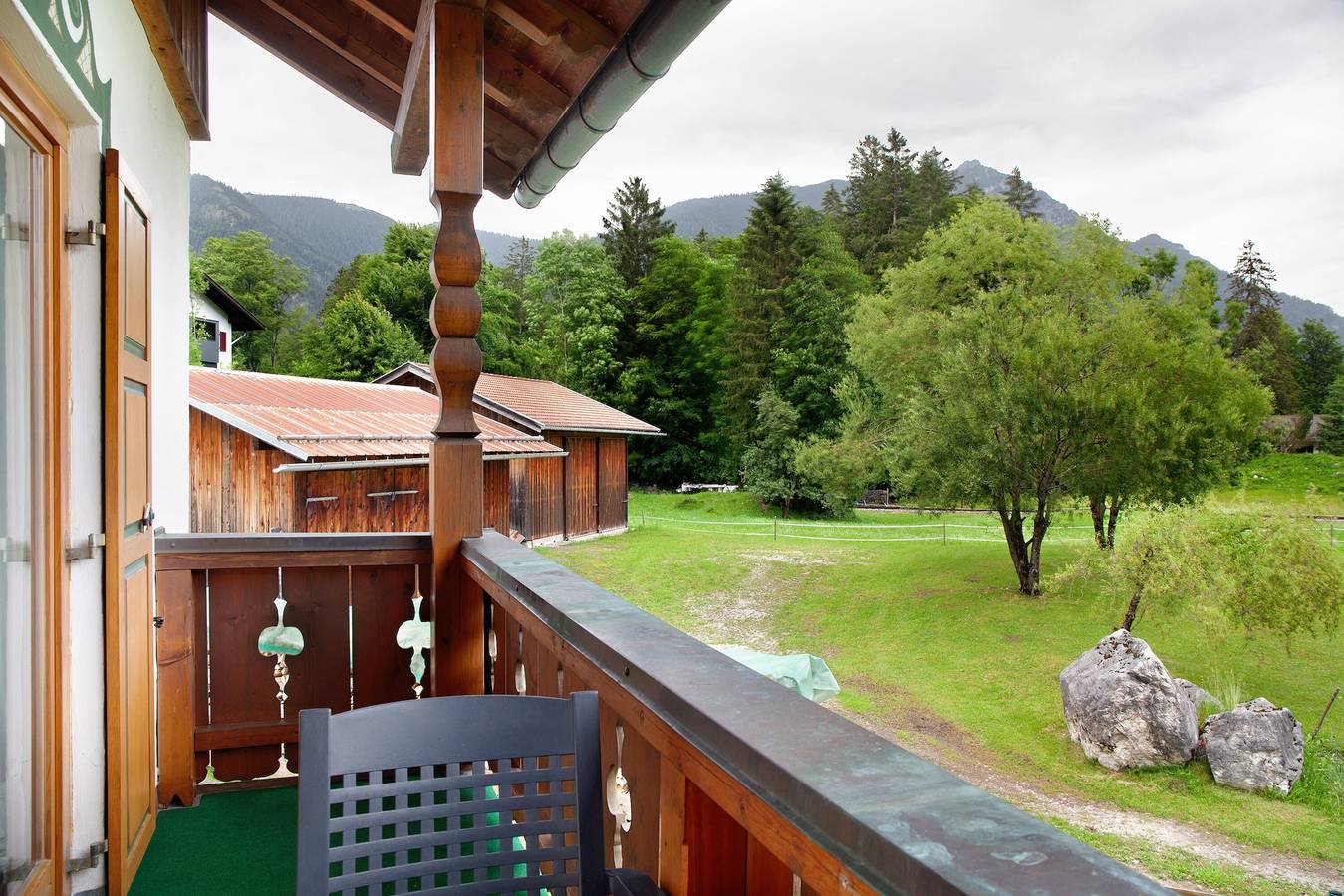 Appartement 'Ferienwohnung Zugspitze' met Uitzicht op de Bergen, Balkon en Wi-Fi, foto 9