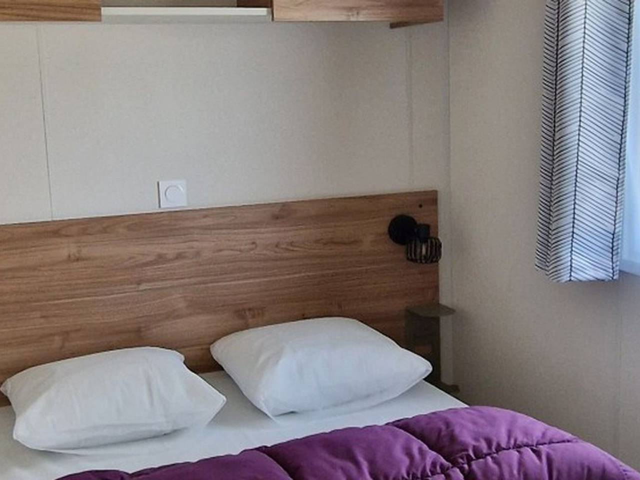 Cozy mobile home for 2 with equipped kitchen in Pordic, Côte de Goëlo