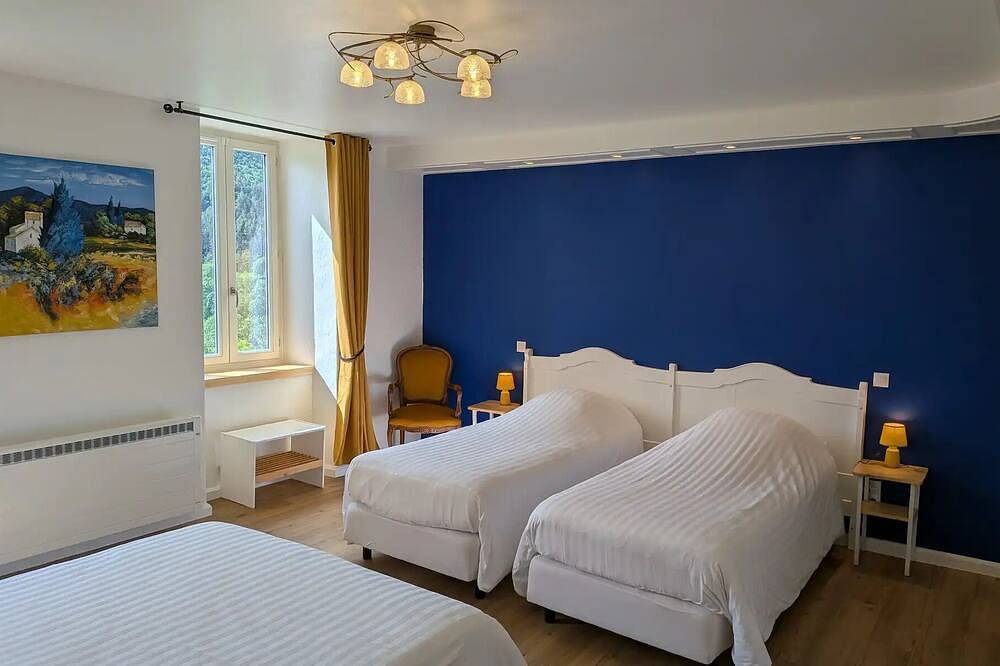 Chambre d'hôte flexible & confortable vue montagne in Montaillou, Ariège