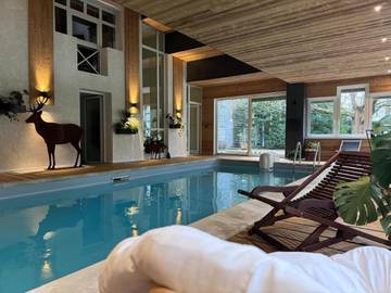 Chambre d’hôte pour 6 personnes, avec piscine ainsi que jardin et vue à Petit-Réderching