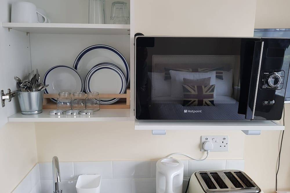 Double-Premium-Sdb privée avec douche-Vue sur Rue-Room 4 in Londres, Angleterre du Sud-Est