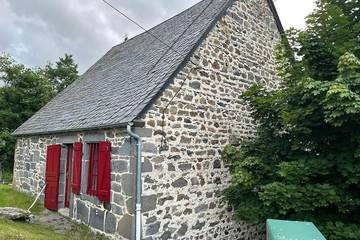 Gîte pour 10 personnes dans Perpezat