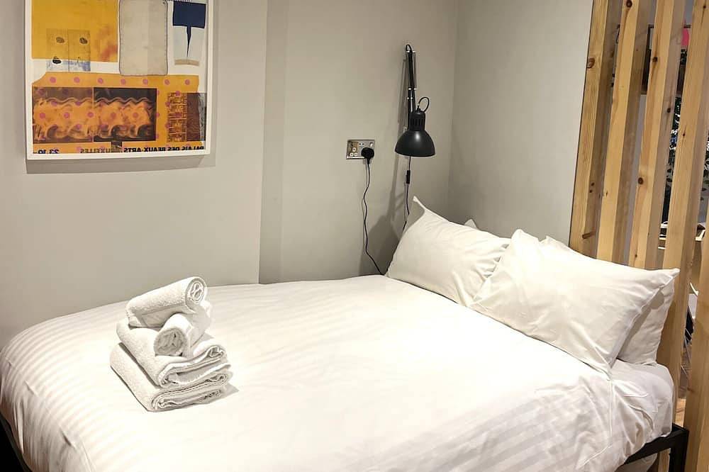 Appartamento intero, Monolocale-Classica-Bagno privato esterno in Bristol, Sud Ovest Inghilterra