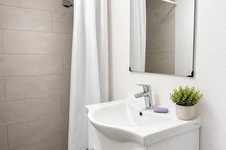 Apartamento entero, Stunning apartment in Smokvica in Pag