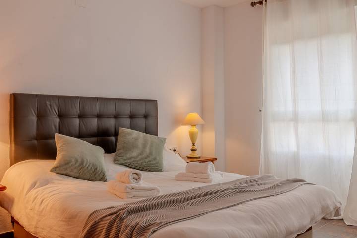 Location de vacances pour 12 personnes, avec jardin et balcon à El Campello - 2