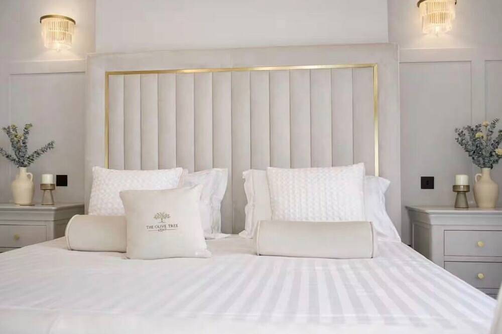 Rochester Retreat, Spacious 5 Bedroom House in Kent