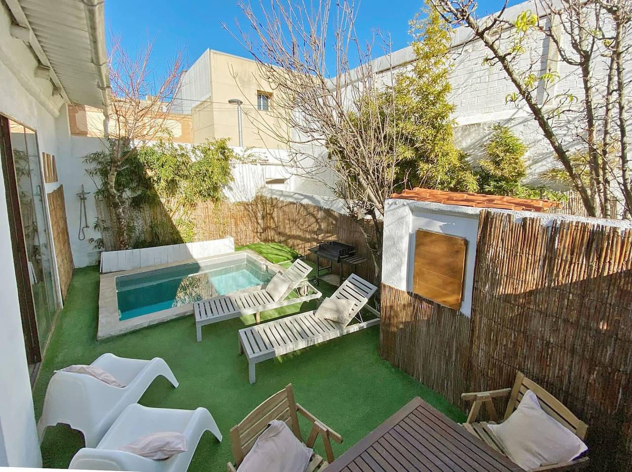 Villa für 3 Personen mit Garten in Barcelona Zentrum, Barcelona