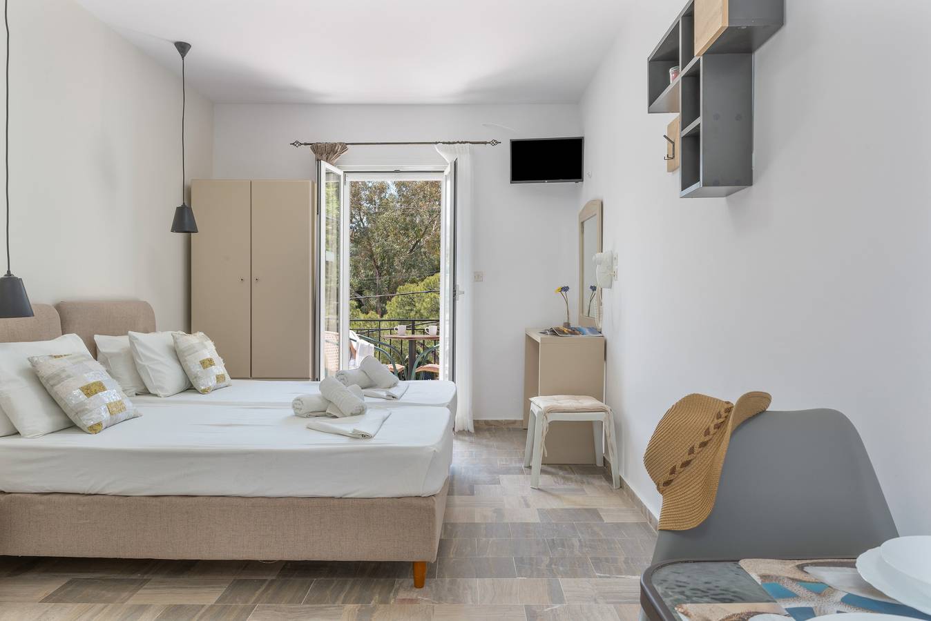 Ganze Wohnung, Ferienwohnung 'No 13' mit Gemeinschaftspool, Wi-Fi und Klimaanlage in Panormos, Kalymnos