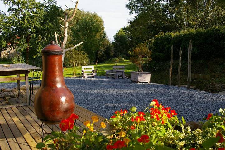 Gîte pour 5 personnes, avec jardin dans Saint-Ébremond-de-Bonfossé - 2