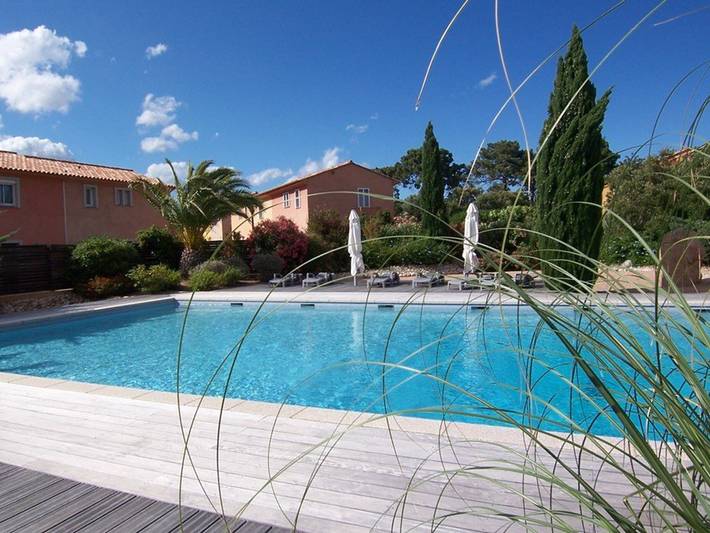 Villa für 4 Personen, mit Pool - 1