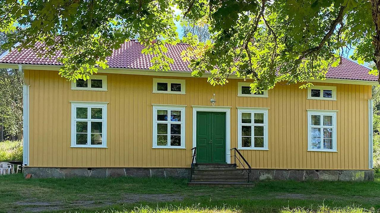 Hus för 8 Personer, med trädgård