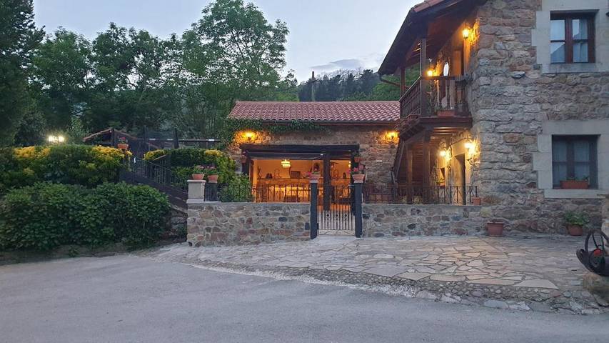 Casa de vacaciones para 10 personas, con jardín y vistas, Se admiten mascotas - 1