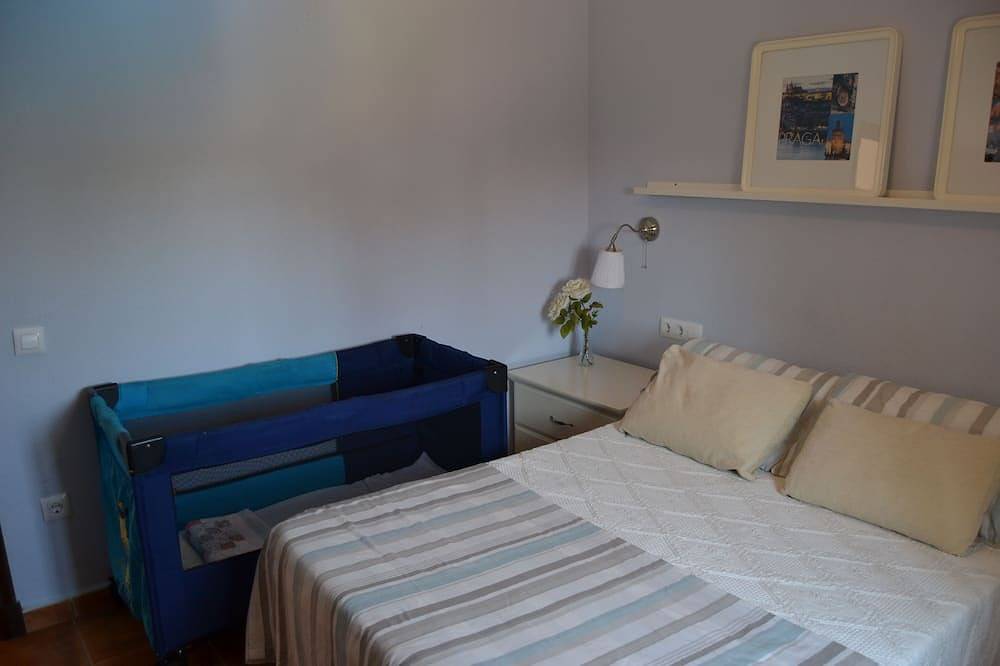 Villa with private pool in Pinar de los Franceses (Wifi) in Los Franceses-La Vega, Chiclana de la Frontera
