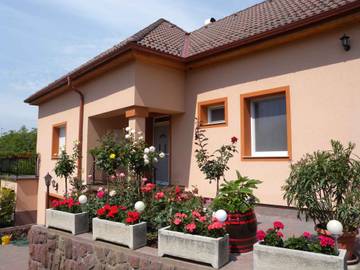 Ferienhaus für 6 Personen in Balatonfűzfő, Balatonalmádi und Umgebung, Bild 2