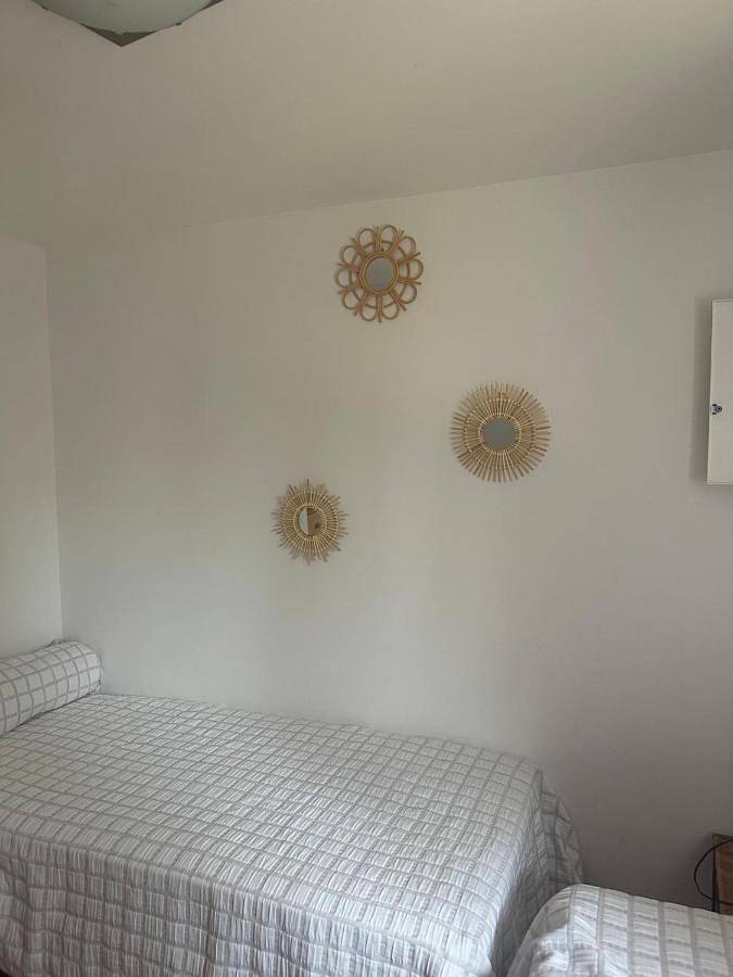 Gîte pour 6 personnes, avec Terrasse et Jardin ainsi que Vue sur le lac et Vue à Génos - 3