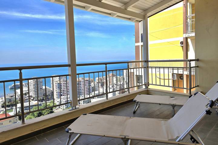 Gîte pour 4 personnes, avec terrasse et vue sur l’océan, adapté aux familles à Durrës - 3