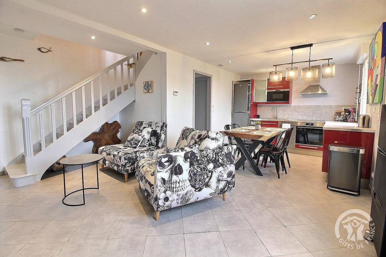 Gwenn ha du in Pleubian, Costa de granito rosa