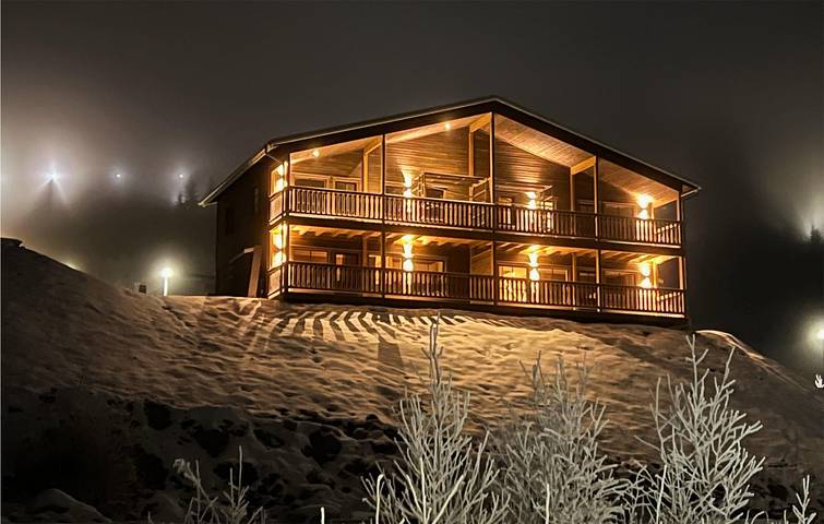 Ferienhaus für 10 Personen, mit Terrasse und Garten sowie Sauna in Mittelschweden