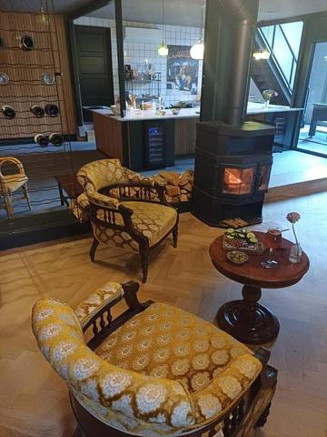 Location de vacances pour 2 personnes, avec vue ainsi que jardin et terrasse dans Lekkerkerk