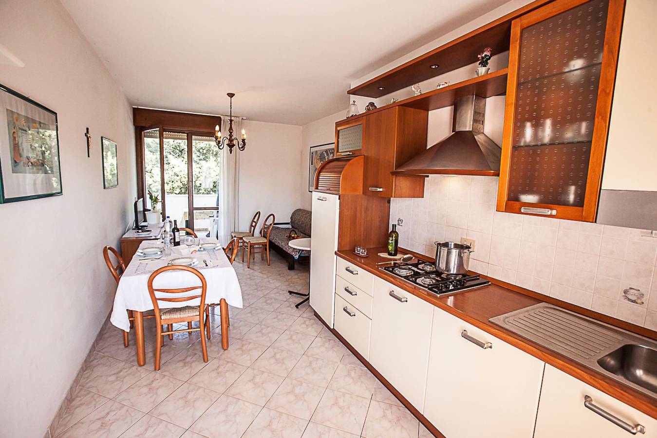 Apartamento entero, Apartamento tranquilo junto al mar con piscina al aire libre in Rosolina Mare, Rosolina