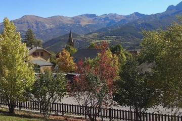 Maison de campagne pour 8 personnes, avec jardin et balcon à Saint-Pons (Alpes-de-Haute-Provence)