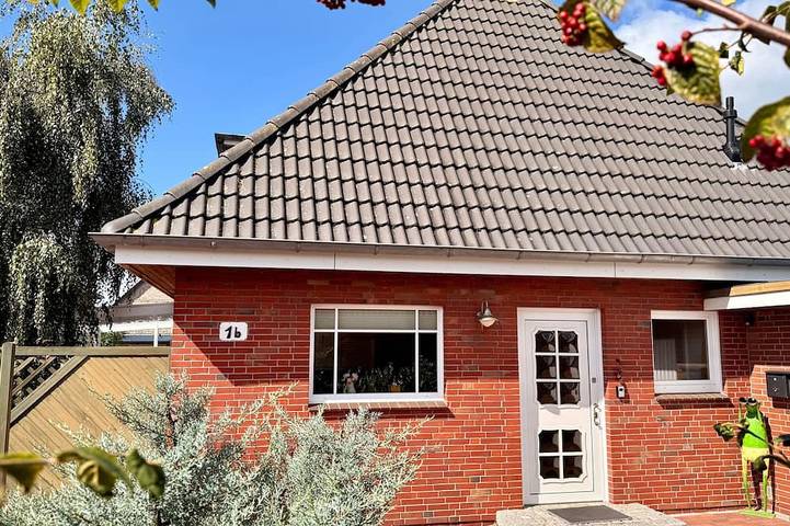 Ferienhaus für 7 Personen, mit Terrasse und Garten in Hattstedt