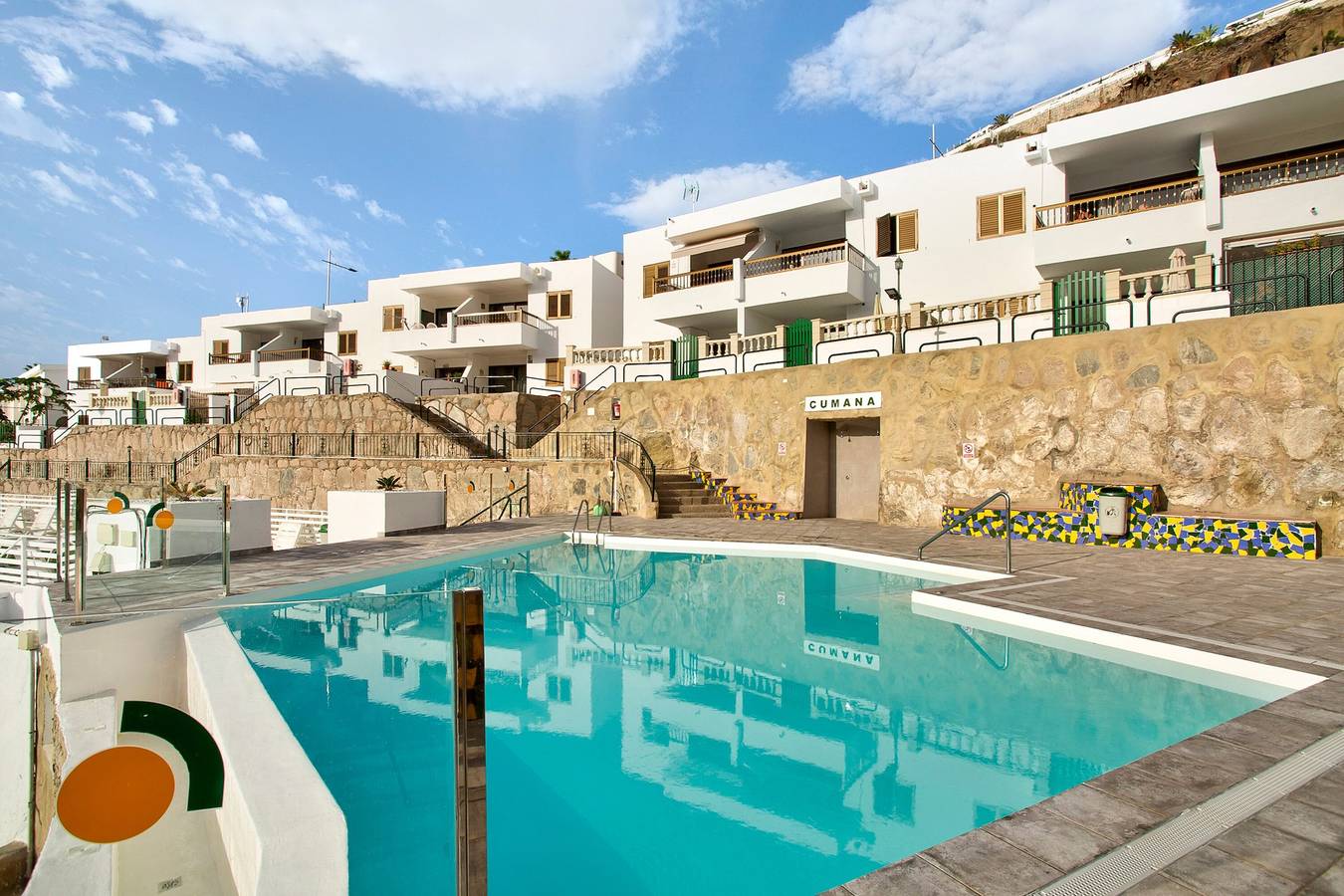 Ganze Wohnung, Ferienwohnung 'Bellavista' mit Gemeinschaftspool, privater Terrasse und Wlan in Puerto Rico (Gran Canaria), Gran Canaria Süd