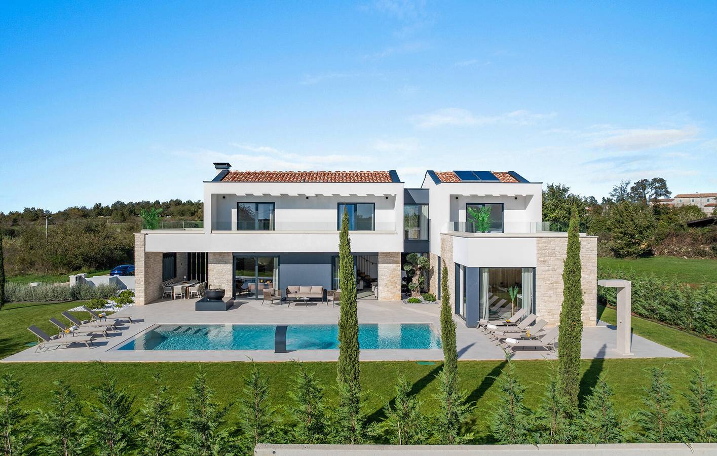 Casa vacanza a Anzici a partire da 354€ a notte