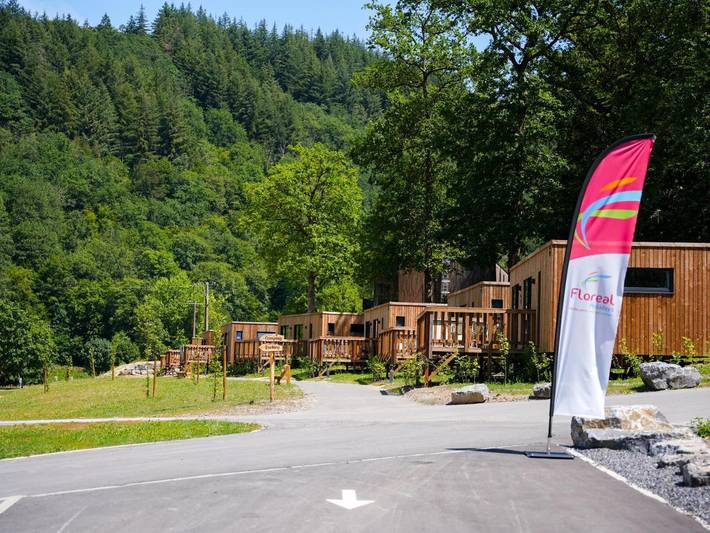 Parc de vacances pour 6 personnes, avec Terrasse dans Ardennes (Belgique)