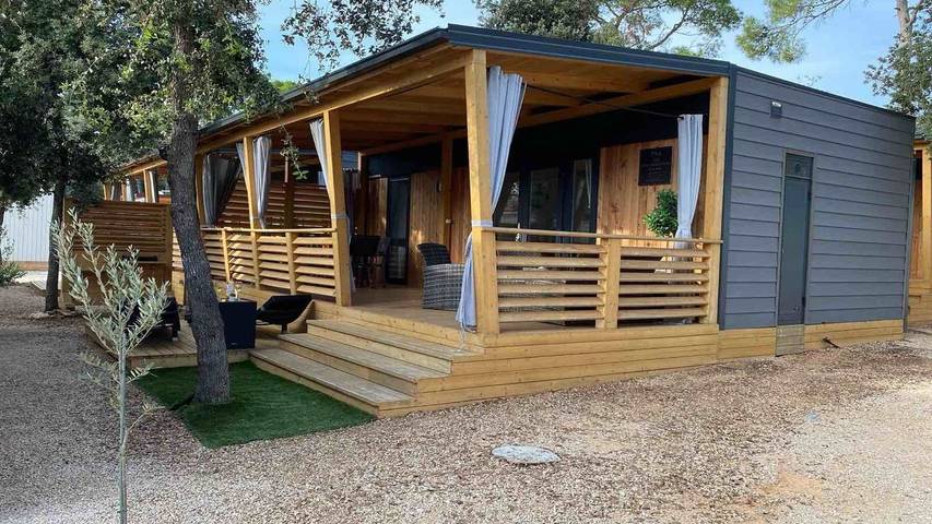 Camping für 7 Personen, mit Terrasse in Biograd na Moru - 3