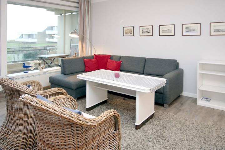 Ganze Wohnung, Ferienwhg. Wyk, 2 Zimmer, ca. 52 m² Hochparterre mit Meerblick auf die Halligen in Wyk auf Föhr (Stadt), Wyk auf Föhr