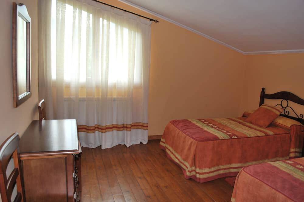 Casa Alfonso - Südliches Haus. Ideal für Kurzurlaube, Gruppen von Freunden und Familien. in Graus, Spanische Pyrenäen