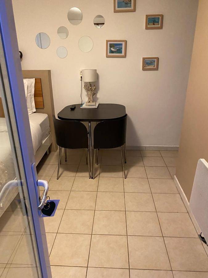Chambre d’hôte pour 6 personnes à Gassin - 4