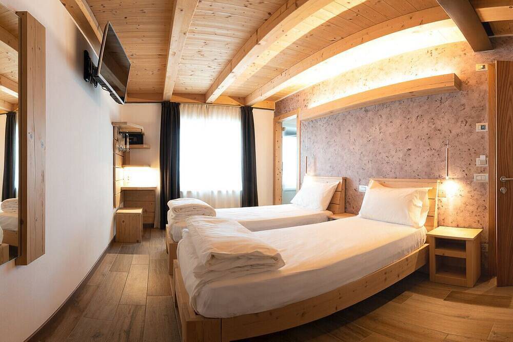 Locanda San Martino - Room Paglia in Chies d'Alpago, Carnic Prealps