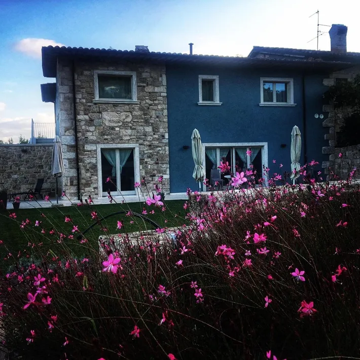 Alojamiento y desayuno para 2 personas, con vistas además de piscina y jardín, Se admiten mascotas - 1