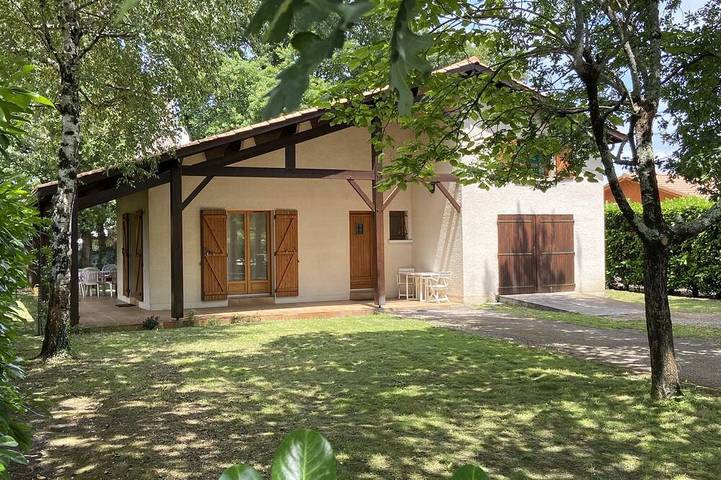Villa pour 11 personnes, avec jardin et terrasse à Gujan-Mestras