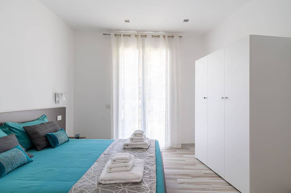 Entire apartment, Sunset Terrace Mazara - One bedroom flat with stunning  sea view rooftop in Mazara del Vallo, Mazara del Vallo Region