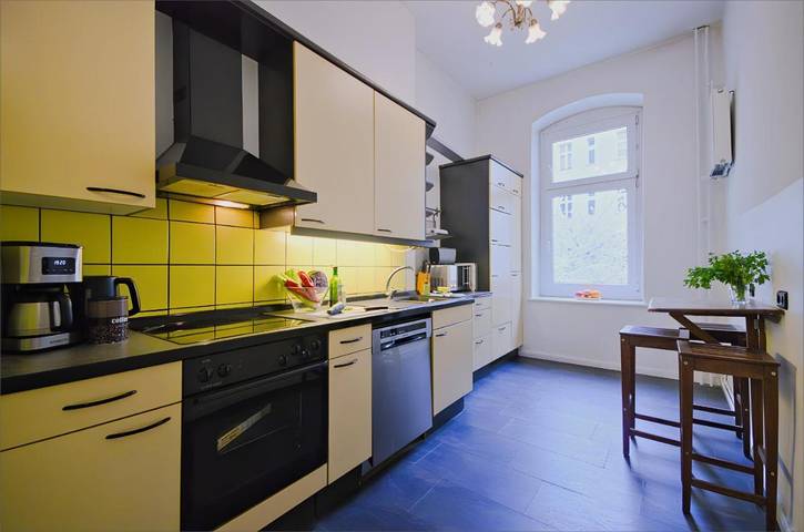 Ferienwohnung für 6 Personen, mit Balkon und Ausblick in Charlottenburg Berlin - 4