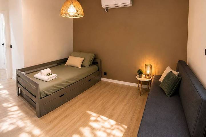 Duplex • 7 people • Small Garden & Jacuzzi • Beach 900 m away in Santa-Lucia-di-Moriani, Corte region