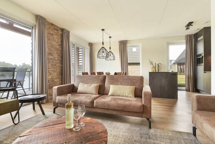 Bungalow für 8 Personen, mit Sauna in Well L