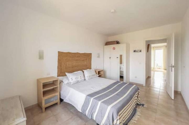 Entire apartment, A seaside retreat with swimming pool in Ciutadella, Coast of Menorca