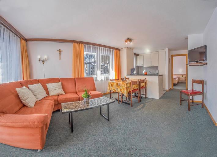 Gîte pour 5 personnes, avec balcon et vue, adapté aux familles à Saas-Fee - 4